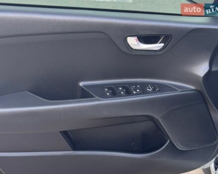 Серый Киа Рио, объемом двигателя 1.59 л и пробегом 81 тыс. км за 10000 $, фото 10 на Automoto.ua