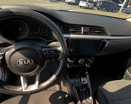 Серый Киа Рио, объемом двигателя 1.37 л и пробегом 89 тыс. км за 9950 $, фото 3 на Automoto.ua