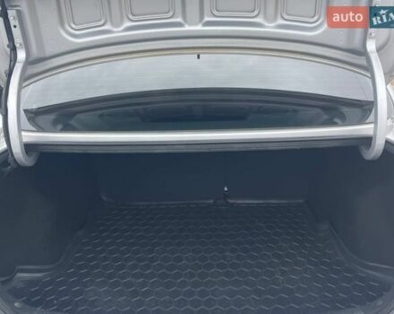 Серый Киа Рио, объемом двигателя 1.59 л и пробегом 81 тыс. км за 10000 $, фото 47 на Automoto.ua