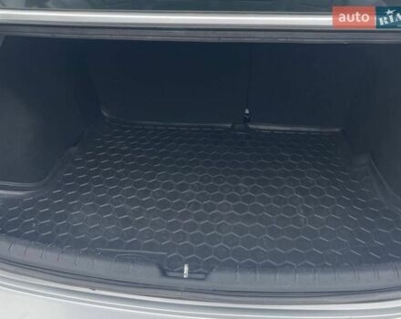 Серый Киа Рио, объемом двигателя 1.59 л и пробегом 81 тыс. км за 10000 $, фото 48 на Automoto.ua