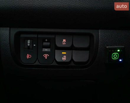 Серый Киа Рио, объемом двигателя 1.4 л и пробегом 75 тыс. км за 8988 $, фото 14 на Automoto.ua