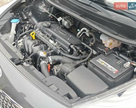 Серый Киа Рио, объемом двигателя 1.4 л и пробегом 14 тыс. км за 13900 $, фото 66 на Automoto.ua