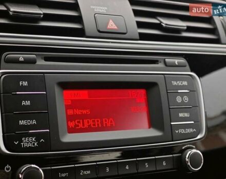 Серый Киа Рио, объемом двигателя 1.4 л и пробегом 14 тыс. км за 13900 $, фото 39 на Automoto.ua