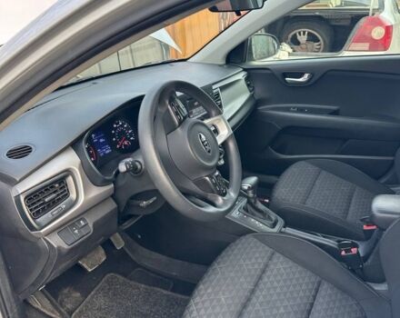 Серый Киа Рио, объемом двигателя 1.59 л и пробегом 70 тыс. км за 11150 $, фото 1 на Automoto.ua