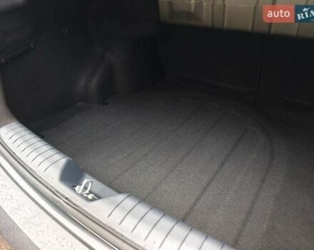 Серый Киа Рио, объемом двигателя 1.4 л и пробегом 14 тыс. км за 13900 $, фото 61 на Automoto.ua