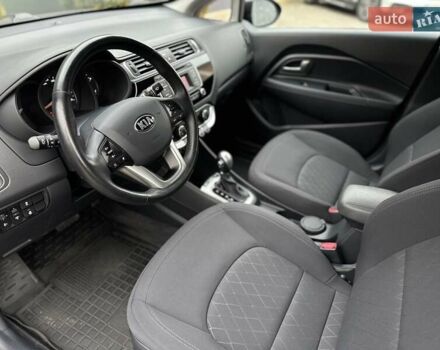 Сірий Кіа Ріо, об'ємом двигуна 1.4 л та пробігом 14 тис. км за 12990 $, фото 27 на Automoto.ua