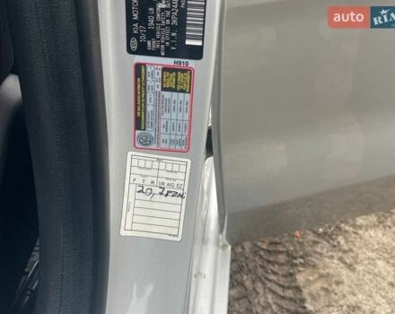 Серый Киа Рио, объемом двигателя 1.59 л и пробегом 81 тыс. км за 10000 $, фото 31 на Automoto.ua