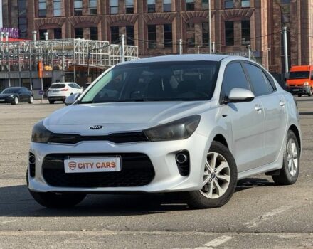 Серый Киа Рио, объемом двигателя 1.6 л и пробегом 180 тыс. км за 10537 $, фото 3 на Automoto.ua