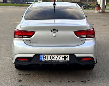 Серый Киа Рио, объемом двигателя 1.6 л и пробегом 81 тыс. км за 10000 $, фото 3 на Automoto.ua