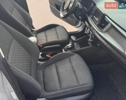 Серый Киа Рио, объемом двигателя 1.59 л и пробегом 81 тыс. км за 10000 $, фото 11 на Automoto.ua