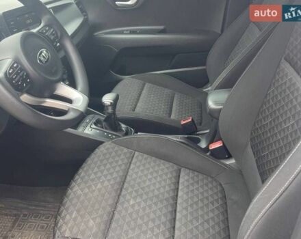 Серый Киа Рио, объемом двигателя 1.59 л и пробегом 81 тыс. км за 10000 $, фото 36 на Automoto.ua