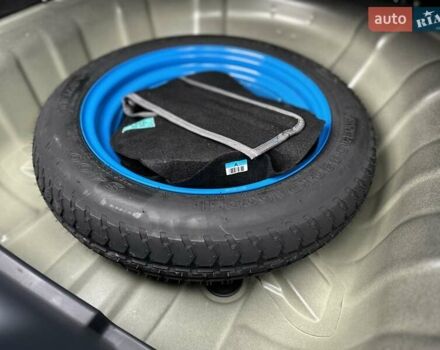 Сірий Кіа Ріо, об'ємом двигуна 1.4 л та пробігом 14 тис. км за 12990 $, фото 26 на Automoto.ua