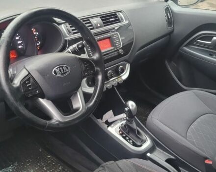 Серый Киа Рио, объемом двигателя 1.4 л и пробегом 43 тыс. км за 6500 $, фото 4 на Automoto.ua