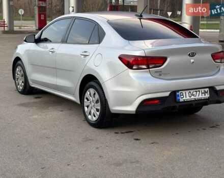 Серый Киа Рио, объемом двигателя 1.59 л и пробегом 81 тыс. км за 10000 $, фото 4 на Automoto.ua