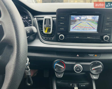 Серый Киа Рио, объемом двигателя 1.59 л и пробегом 68 тыс. км за 11900 $, фото 17 на Automoto.ua