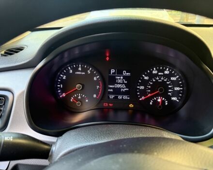 Серый Киа Рио, объемом двигателя 1.6 л и пробегом 150 тыс. км за 8000 $, фото 5 на Automoto.ua