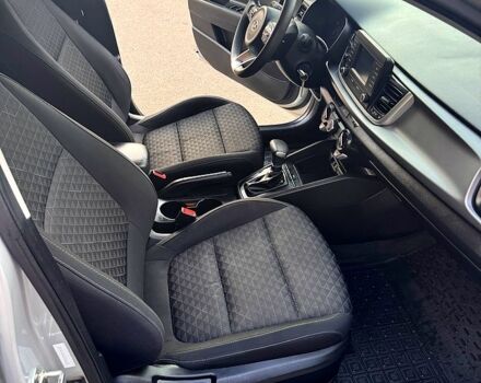 Серый Киа Рио, объемом двигателя 1.6 л и пробегом 81 тыс. км за 10000 $, фото 10 на Automoto.ua