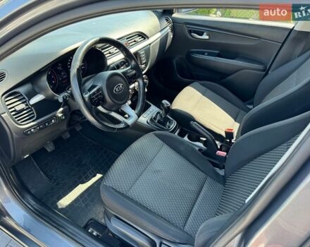 Серый Киа Рио, объемом двигателя 1.37 л и пробегом 122 тыс. км за 9200 $, фото 8 на Automoto.ua