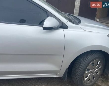 Серый Киа Рио, объемом двигателя 1.59 л и пробегом 81 тыс. км за 10000 $, фото 11 на Automoto.ua