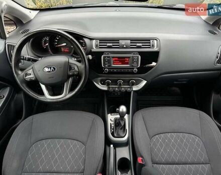 Сірий Кіа Ріо, об'ємом двигуна 1.4 л та пробігом 14 тис. км за 12990 $, фото 43 на Automoto.ua