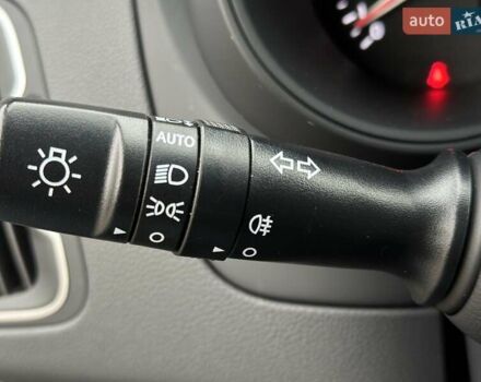 Сірий Кіа Ріо, об'ємом двигуна 1.4 л та пробігом 14 тис. км за 12990 $, фото 31 на Automoto.ua