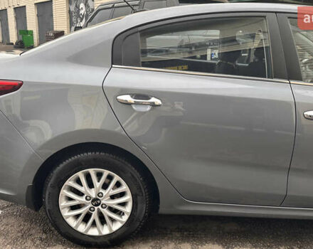 Серый Киа Рио, объемом двигателя 1.59 л и пробегом 122 тыс. км за 14800 $, фото 3 на Automoto.ua