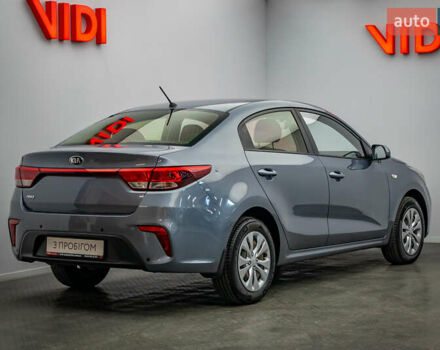 Серый Киа Рио, объемом двигателя 1.4 л и пробегом 71 тыс. км за 13202 $, фото 1 на Automoto.ua