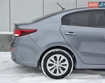 Серый Киа Рио, объемом двигателя 1.59 л и пробегом 91 тыс. км за 11900 $, фото 11 на Automoto.ua