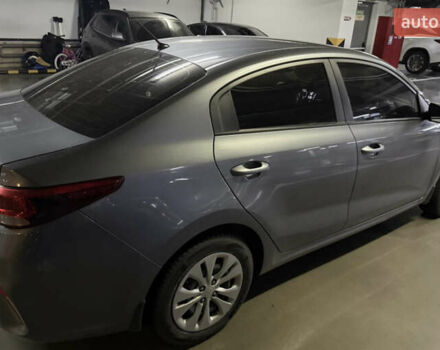 Серый Киа Рио, объемом двигателя 1.37 л и пробегом 111 тыс. км за 10800 $, фото 2 на Automoto.ua