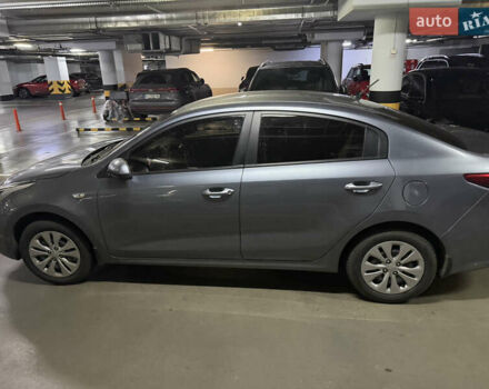 Серый Киа Рио, объемом двигателя 1.37 л и пробегом 107 тыс. км за 11300 $, фото 4 на Automoto.ua