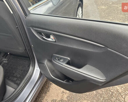 Серый Киа Рио, объемом двигателя 1.59 л и пробегом 122 тыс. км за 14800 $, фото 16 на Automoto.ua