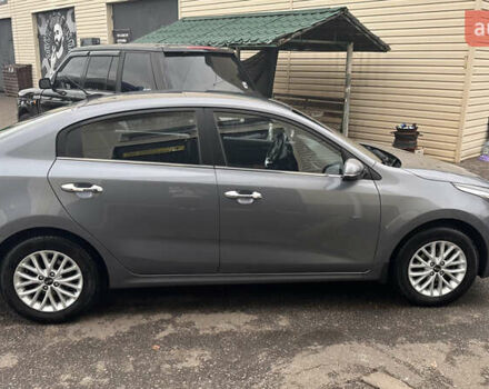 Серый Киа Рио, объемом двигателя 1.59 л и пробегом 122 тыс. км за 14800 $, фото 2 на Automoto.ua