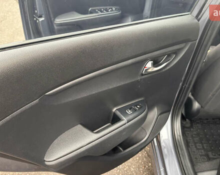 Серый Киа Рио, объемом двигателя 1.59 л и пробегом 122 тыс. км за 14800 $, фото 10 на Automoto.ua