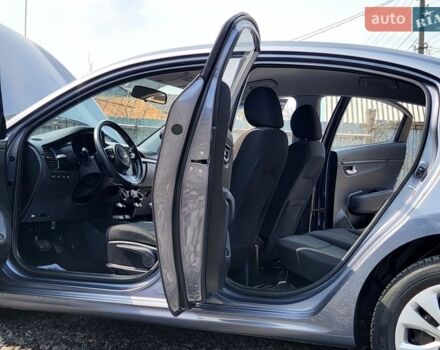 Сірий Кіа Ріо, об'ємом двигуна 1.37 л та пробігом 135 тис. км за 12999 $, фото 35 на Automoto.ua