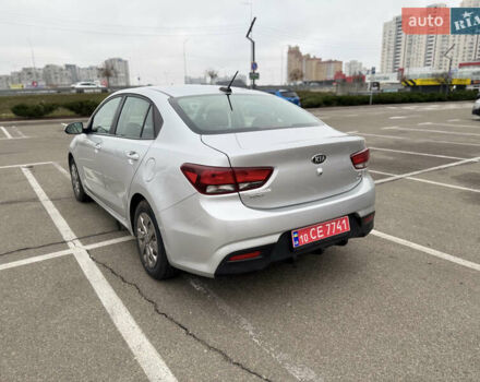 Серый Киа Рио, объемом двигателя 1.6 л и пробегом 65 тыс. км за 12800 $, фото 7 на Automoto.ua