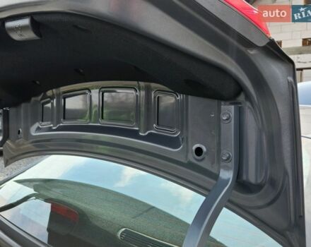 Сірий Кіа Ріо, об'ємом двигуна 1.37 л та пробігом 135 тис. км за 12999 $, фото 39 на Automoto.ua