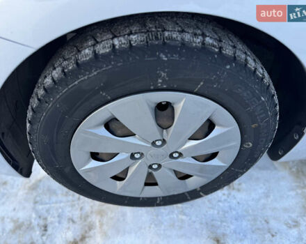 Серый Киа Рио, объемом двигателя 1.59 л и пробегом 65 тыс. км за 12700 $, фото 22 на Automoto.ua