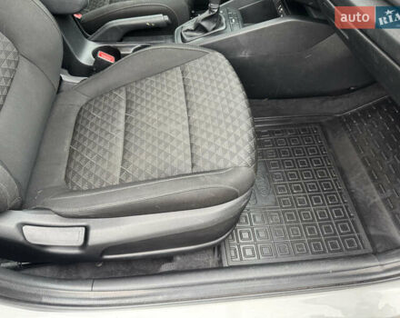 Серый Киа Рио, объемом двигателя 1.6 л и пробегом 65 тыс. км за 12800 $, фото 36 на Automoto.ua