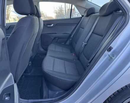 Сірий Кіа Ріо, об'ємом двигуна 1.6 л та пробігом 65 тис. км за 12700 $, фото 15 на Automoto.ua