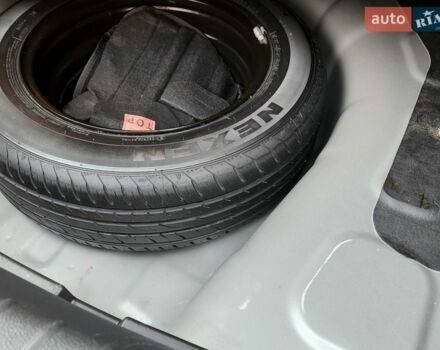 Сірий Кіа Ріо, об'ємом двигуна 1.37 л та пробігом 135 тис. км за 12999 $, фото 38 на Automoto.ua