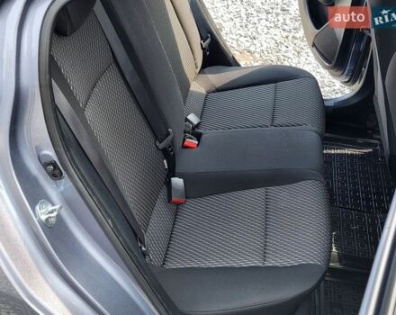 Сірий Кіа Ріо, об'ємом двигуна 1.37 л та пробігом 135 тис. км за 12999 $, фото 41 на Automoto.ua