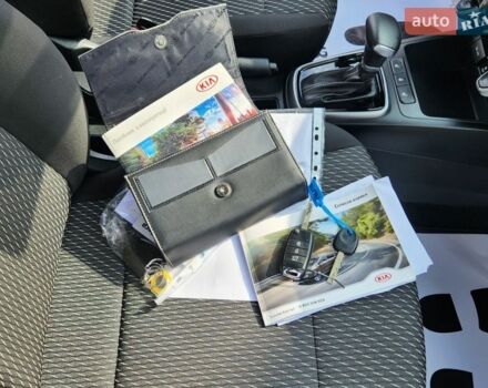 Сірий Кіа Ріо, об'ємом двигуна 1.37 л та пробігом 135 тис. км за 12999 $, фото 50 на Automoto.ua