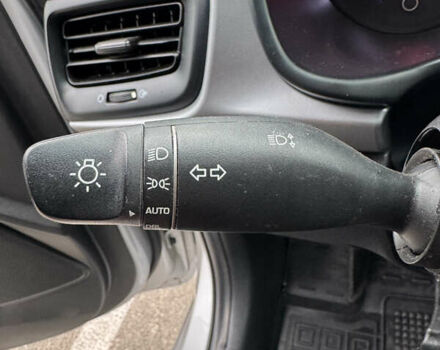 Серый Киа Рио, объемом двигателя 1.6 л и пробегом 65 тыс. км за 12800 $, фото 29 на Automoto.ua