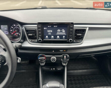 Серый Киа Рио, объемом двигателя 1.6 л и пробегом 65 тыс. км за 12800 $, фото 22 на Automoto.ua