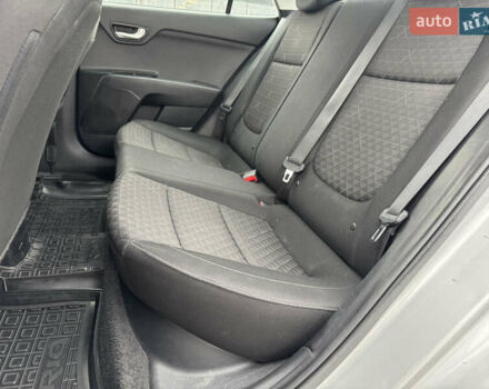 Серый Киа Рио, объемом двигателя 1.6 л и пробегом 65 тыс. км за 12800 $, фото 32 на Automoto.ua