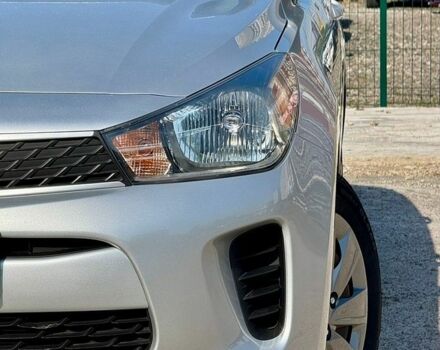 Серый Киа Рио, объемом двигателя 1.59 л и пробегом 68 тыс. км за 10900 $, фото 56 на Automoto.ua