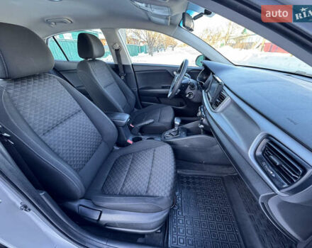 Серый Киа Рио, объемом двигателя 1.59 л и пробегом 65 тыс. км за 12700 $, фото 53 на Automoto.ua