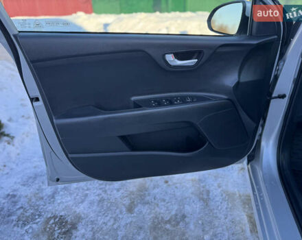 Серый Киа Рио, объемом двигателя 1.59 л и пробегом 65 тыс. км за 12700 $, фото 23 на Automoto.ua