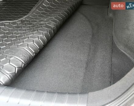 Сірий Кіа Ріо, об'ємом двигуна 1.37 л та пробігом 135 тис. км за 12999 $, фото 37 на Automoto.ua