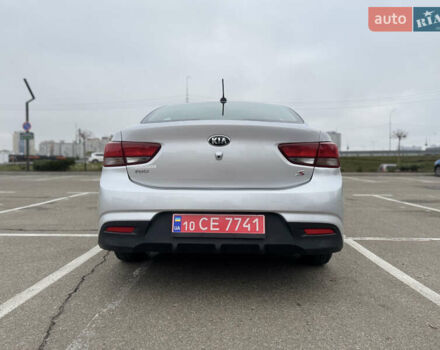 Серый Киа Рио, объемом двигателя 1.6 л и пробегом 65 тыс. км за 12800 $, фото 11 на Automoto.ua